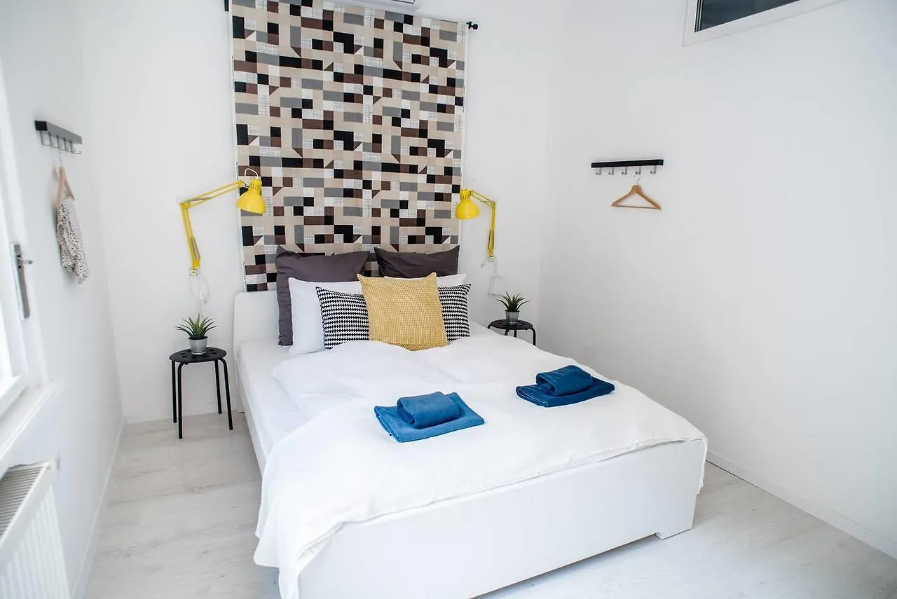 بودابست Central New Home With 3 Bedrooms, A/C And Balcony شقة